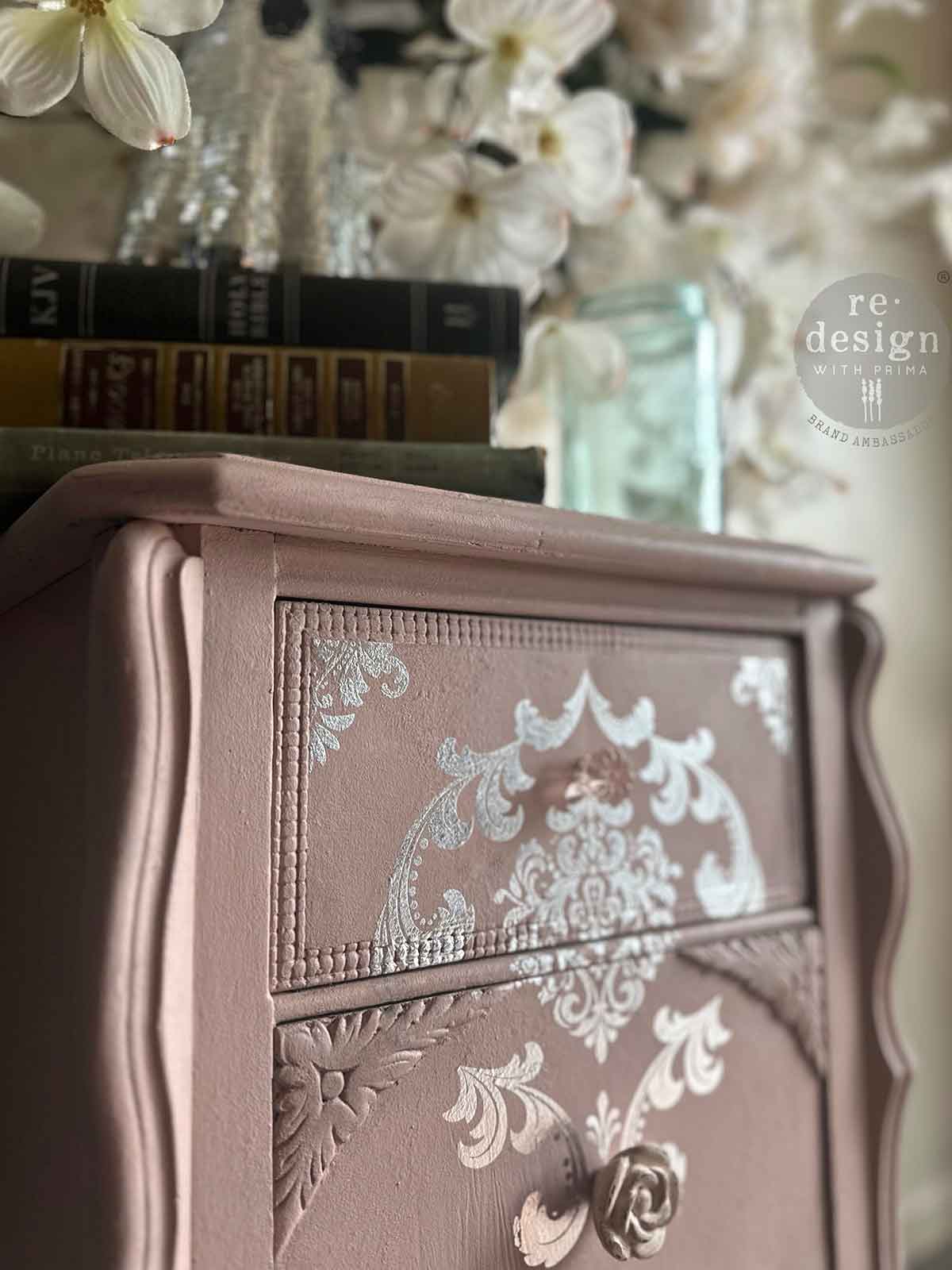 Decor Foil Transfers® Kacha – Silver House of Damask – total sheet size 18″x24″, cut into 2 sheets