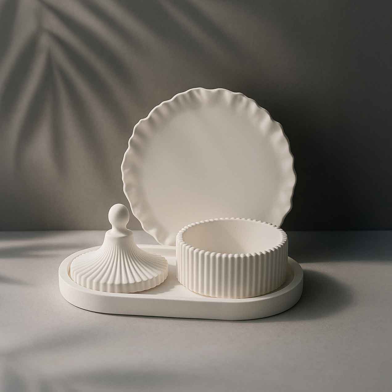 Redesign Casting Mix Kit – 1 bag of mix (2.2 lbs) + 1 silicone mixing cup + 2 plastic measuring cups + 1 silicone square coaster mould + 2 silicone mixing sticks